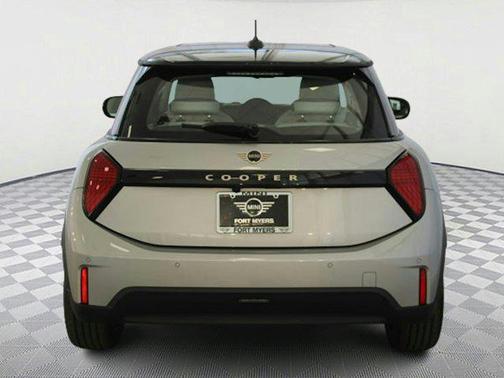 2025 MINI Hardtop Cooper