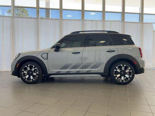 2023 MINI Countryman Cooper S