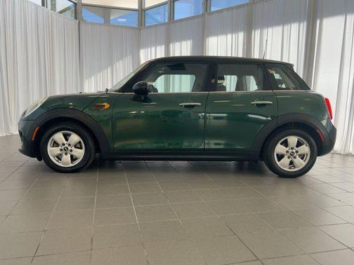 2015 MINI Hardtop Cooper