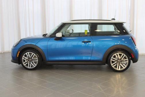 2025 MINI Hardtop Cooper