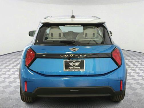 2025 MINI Hardtop Cooper