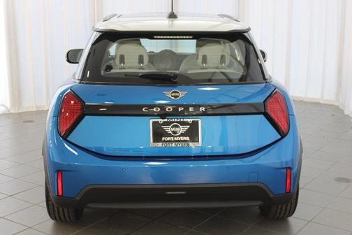 2025 MINI Hardtop Cooper
