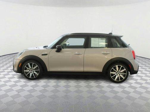 2023 MINI Hardtop Cooper S