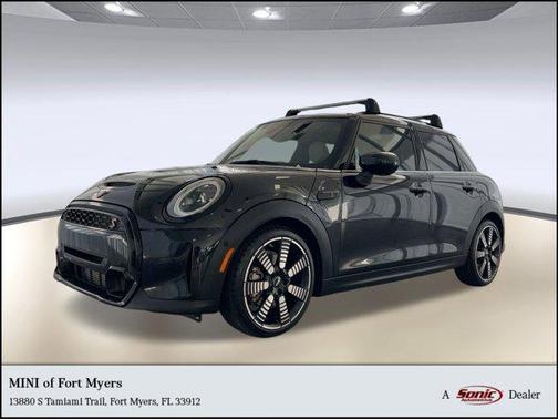 2023 MINI Hardtop Cooper S