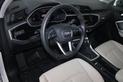 2023 Audi Q3 45 S line Premium Plus