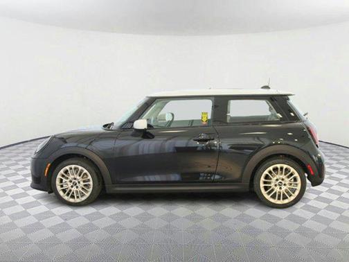 2025 MINI Hardtop Cooper