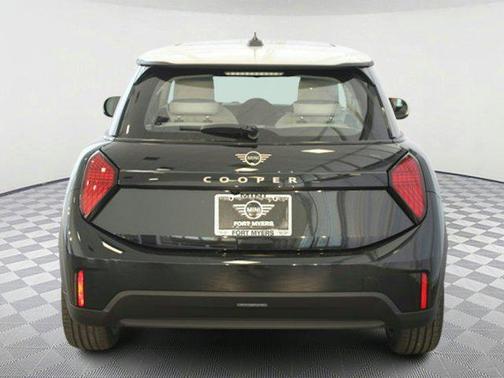 2025 MINI Hardtop Cooper