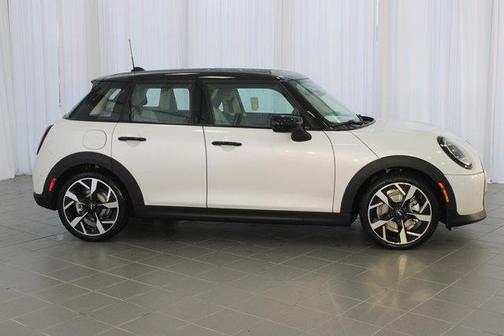 2025 MINI Hardtop Cooper