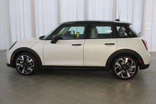 2025 MINI Hardtop Cooper