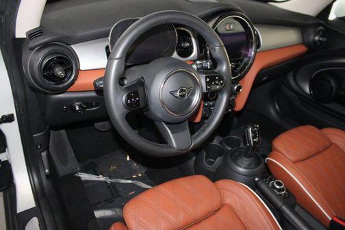 2023 MINI Hardtop Cooper