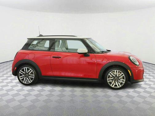 2025 MINI Hardtop Cooper