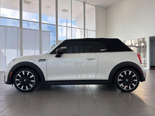 Nanuq White Metallic 2024 MINI Convertible Cooper S