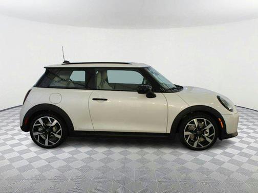 2025 MINI Hardtop Cooper