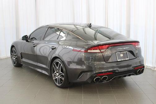 2022 Kia Stinger GT1