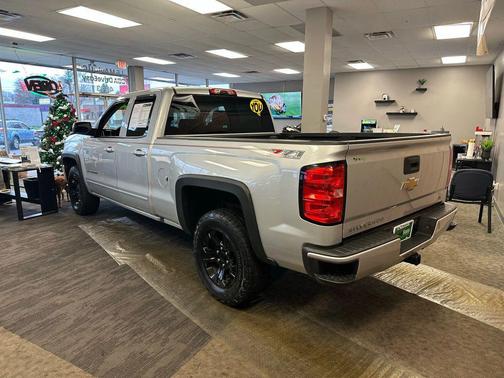 2017 Chevrolet Silverado 1500 2LT
