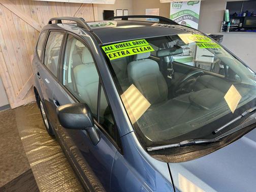 2016 Subaru Forester 2.5i