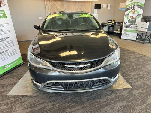 2016 Chrysler 200 C