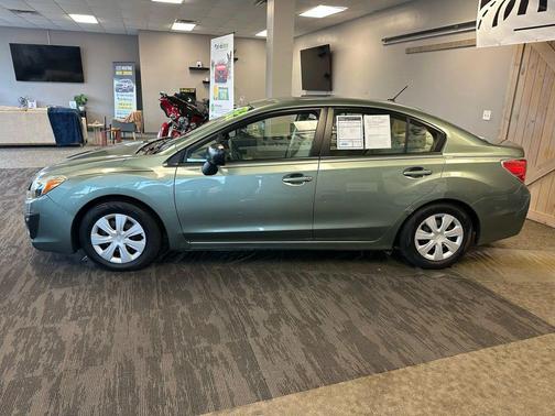 2014 Subaru Impreza 2.0i