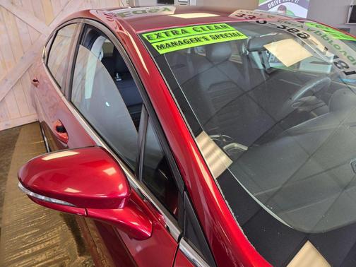 Ruby Red Metallic Tinted Clearcoat 2014 Ford Fusion SE