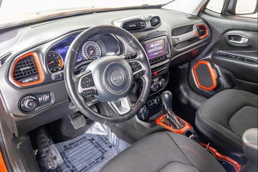 2015 Jeep Renegade Trailhawk