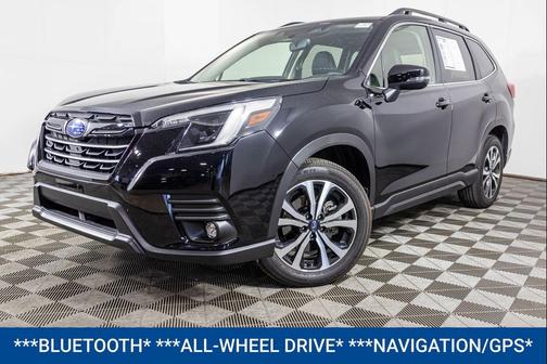 Crystal Black Silica 2024 Subaru Forester Limited
