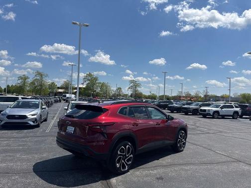 Crimson Metallic 2024 Chevrolet Trax FWD 2RS