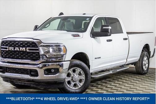 2023 RAM 2500 Big Horn Crew Cab 4x4 8' Box