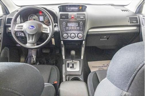 2014 Subaru Forester 2.5i
