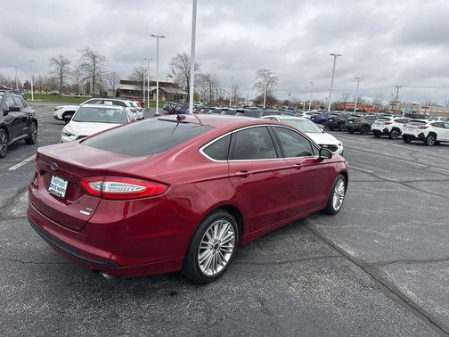 RUBY RED TINTED CLEARCOAT 2016 Ford Fusion SE