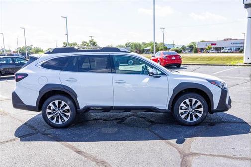 2025 Subaru Outback Touring XT
