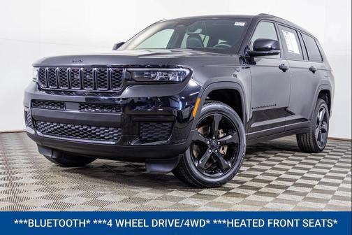 Diamond Black Crystal Pearlcoat 2023 Jeep Grand Cherokee L Altitude