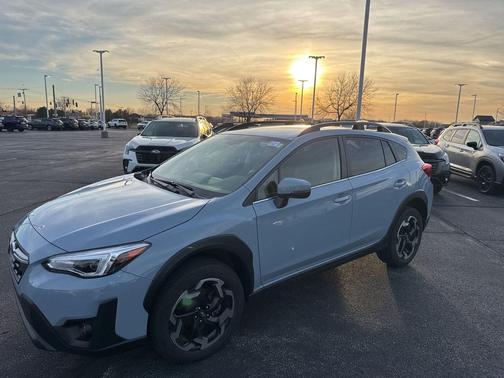 Cool-Gray Khaki 2023 Subaru Crosstrek Limited