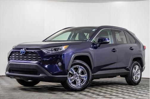 2020 Toyota RAV4 Hybrid XLE