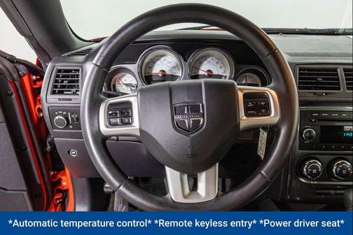 2014 Dodge Challenger SXT