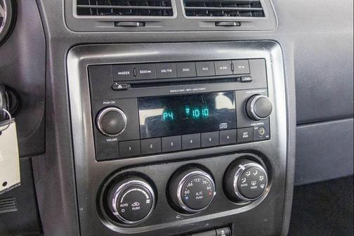 2014 Dodge Challenger SXT