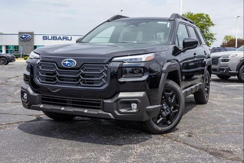 Crystal Black Silica 2026 Subaru Outback Limited