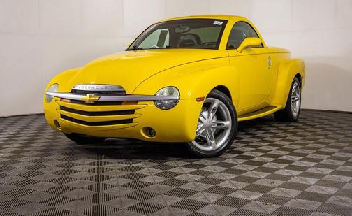 2004 Chevrolet SSR Base
