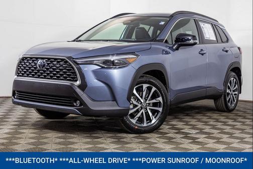 2025 Toyota Corolla Cross XLE