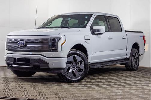 2023 Ford F-150 Lightning LARIAT