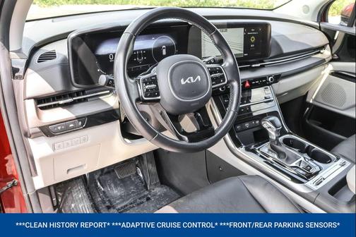 2023 Kia Carnival SX