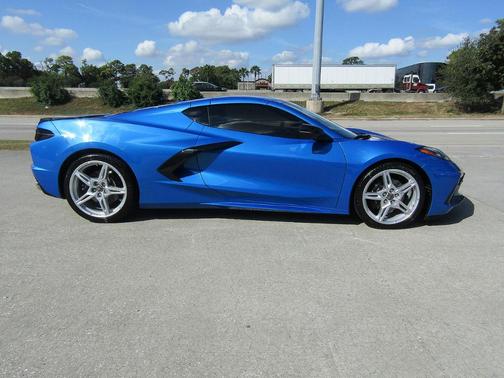 2024 Chevrolet Corvette Stingray w/1LT