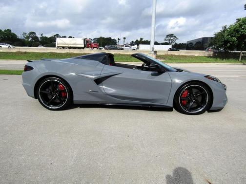Sea 2024 Chevrolet Corvette E-Ray