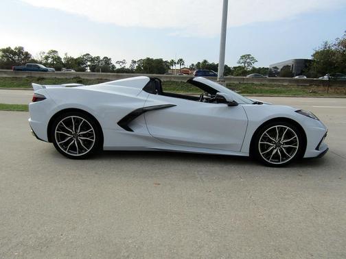 2023 Chevrolet Corvette Stingray w/3LT
