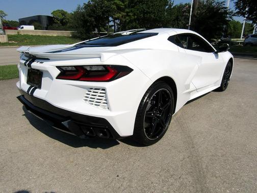 2023 Chevrolet Corvette Stingray w/2LT