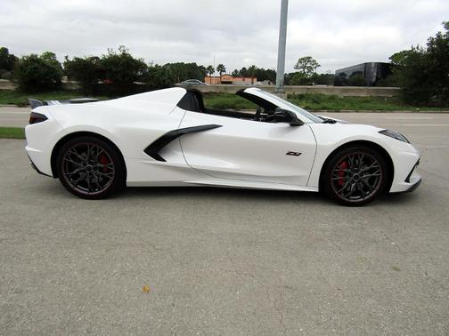 2023 Chevrolet Corvette Stingray w/3LT