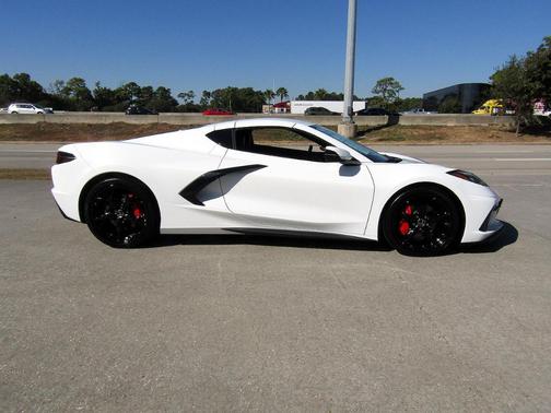 2023 Chevrolet Corvette Stingray w/1LT