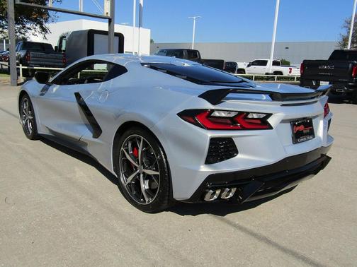 2023 Chevrolet Corvette Stingray w/3LT
