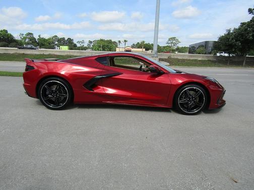 Red Mist 2021 Chevrolet Corvette Stingray w/3LT