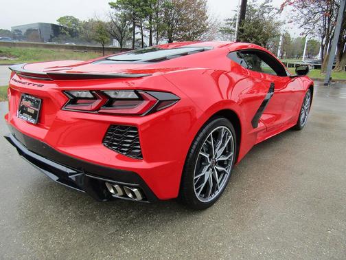 2025 Chevrolet Corvette Stingray w/2LT
