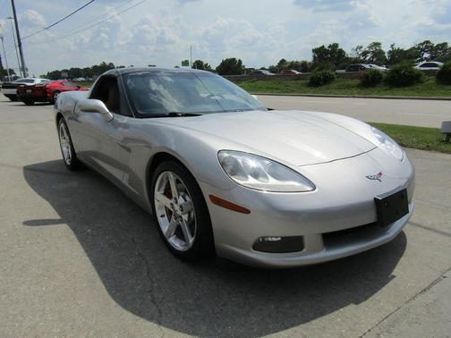 2005 Chevrolet Corvette 